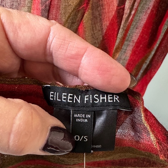 NWT Eileen Fisher Vibrant Red and Olive Scarf - Picture 2 of 5